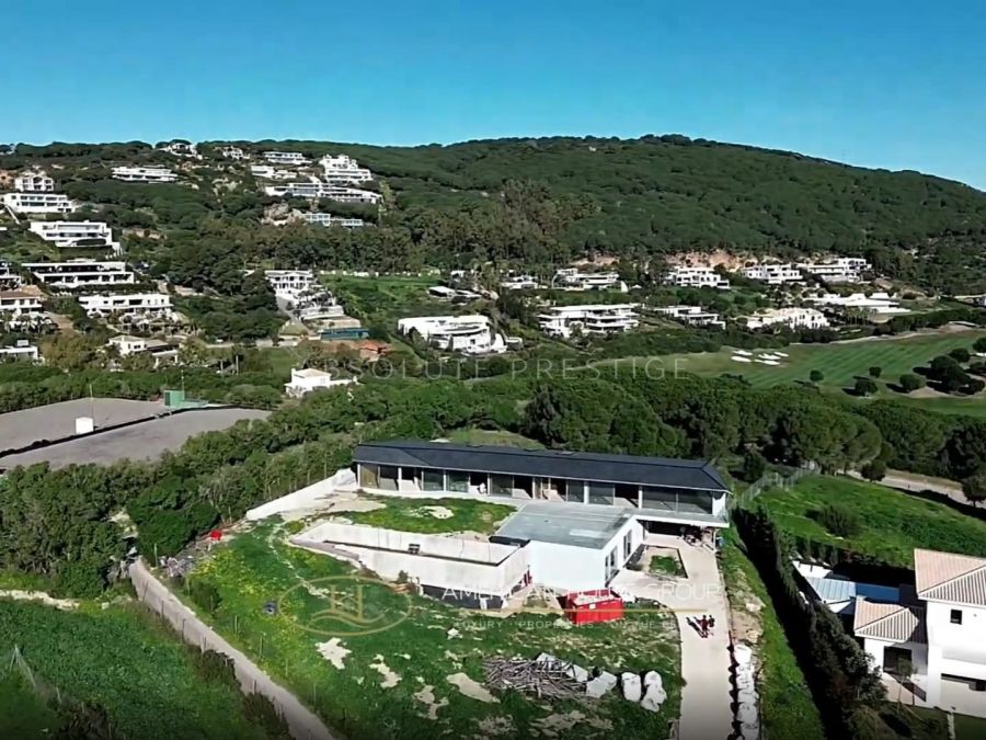 **Solid Wood House for Sale with Stunning Views of Gibraltar**
