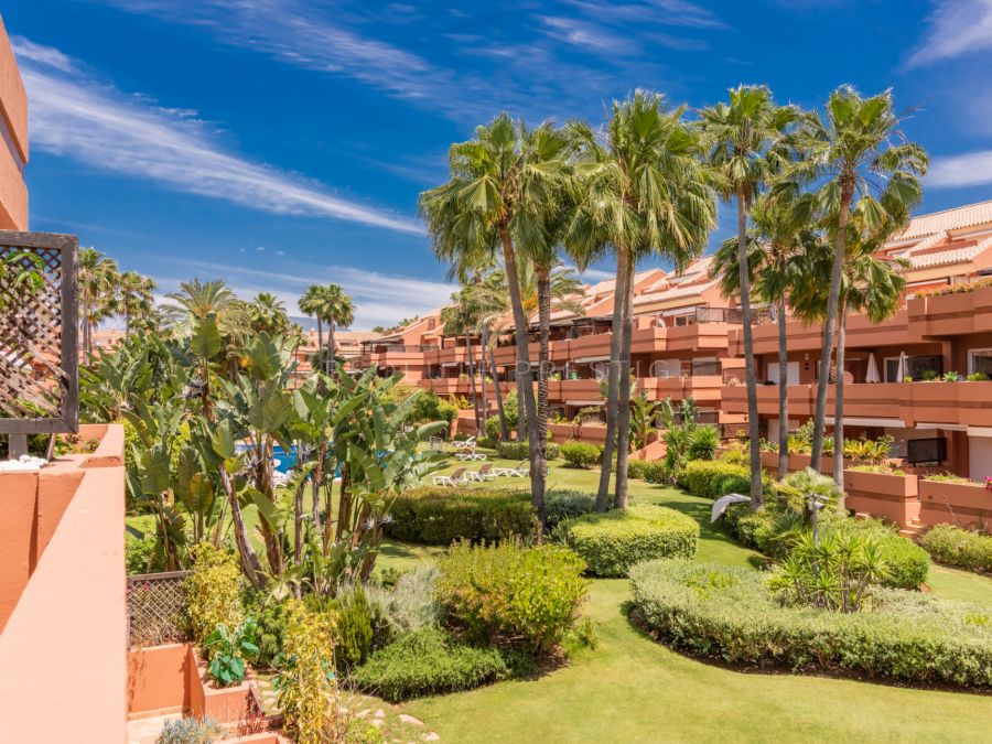 Erdgeschosswohnung am Strand neben Puerto Banus