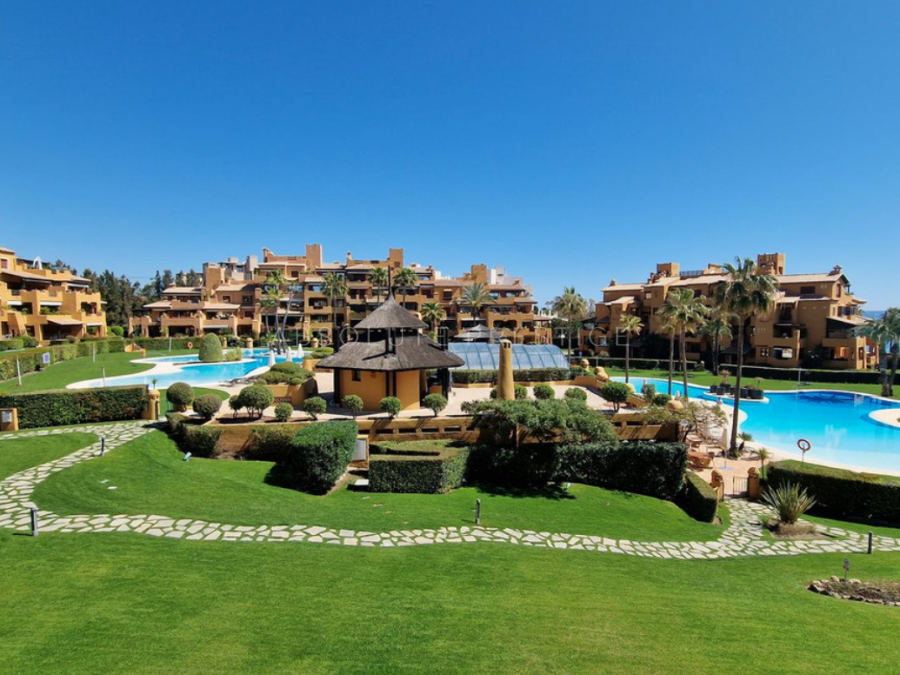 Wohnung zu verkaufen in Los Granados del Mar, Estepona