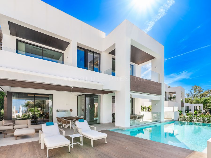 EXCEPTIONAL VILLA WITH STUNNING FEATURES FOR SALE IN MARBELLA