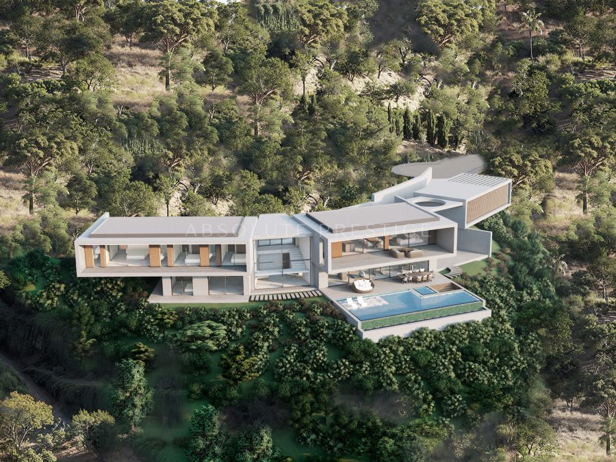 EXCEPTIONAL LUXURY VILLA IN BENAHAVÍS FOR SALE