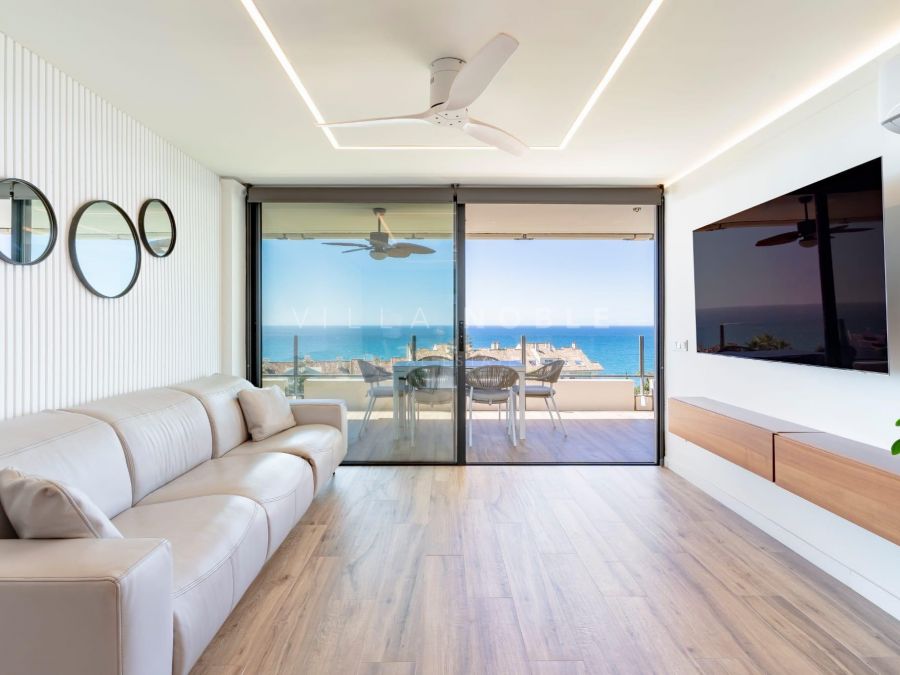 Exquisito apartamento moderno con vistas panorámicas en Torre Real, Marbella