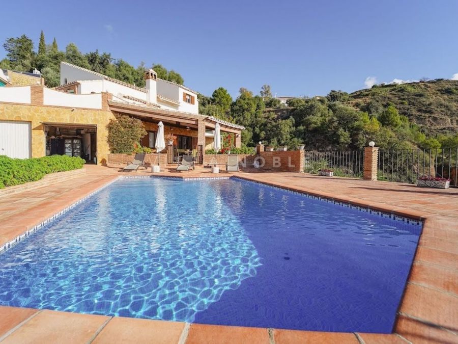 Rustic style villa in Mijas, Malaga