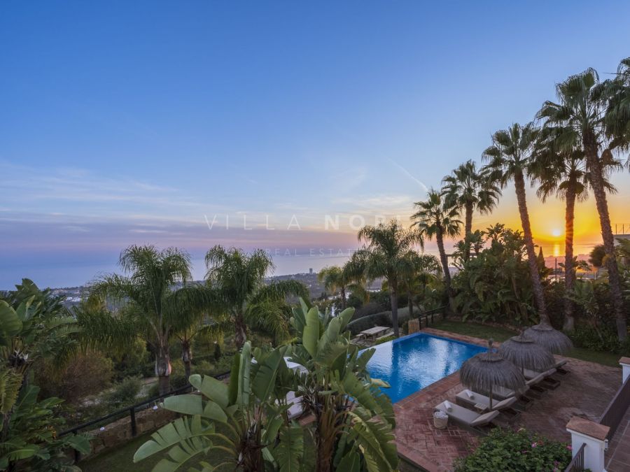 Villa con vistas impresionantes Los Altos de los Monteros