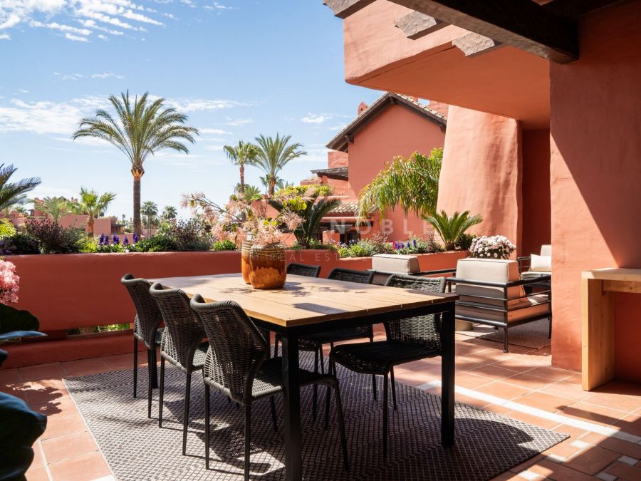 Luxury 3 Bedroom Apartment in Torre Bermeja, Estepona