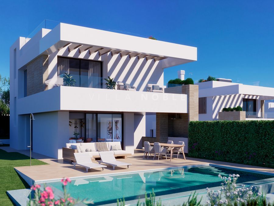 Three- and four-bedroom detached villas in the Atalaya area, Estepona