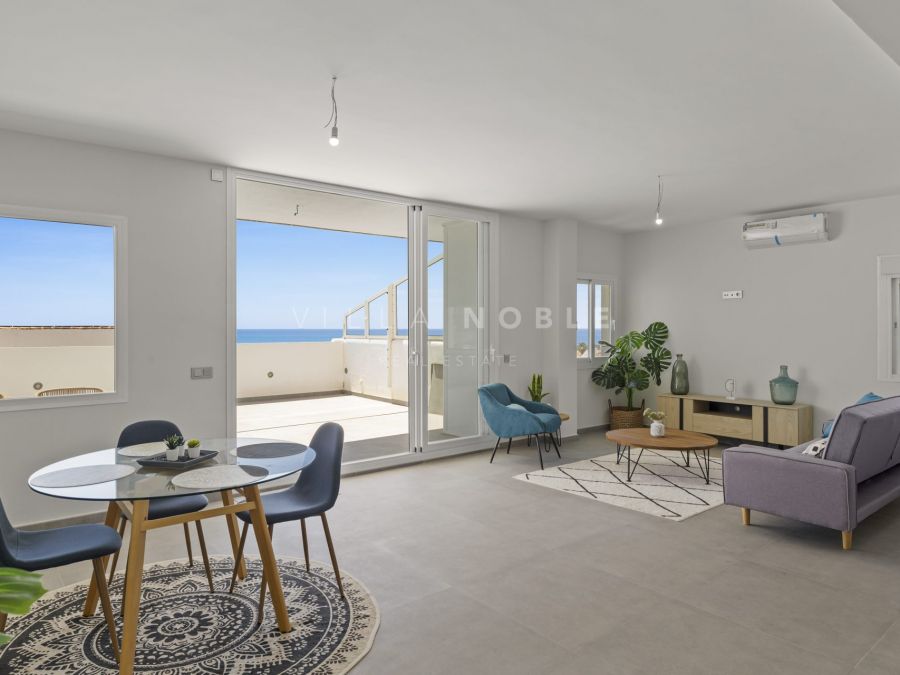 Atico Duplex en venta en Guadalobon, Estepona Oeste