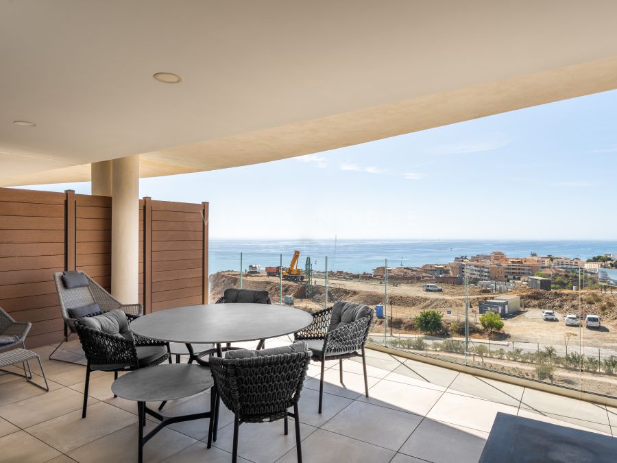 Precioso apartamento de 3 dormitorios con impresionantes vistas en El Higuerón, Fuengirola