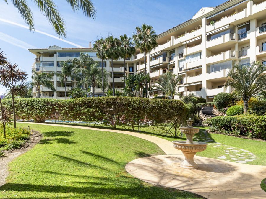 Spacious First-Floor Apartment in Guadalcántara, San Pedro de Alcántara