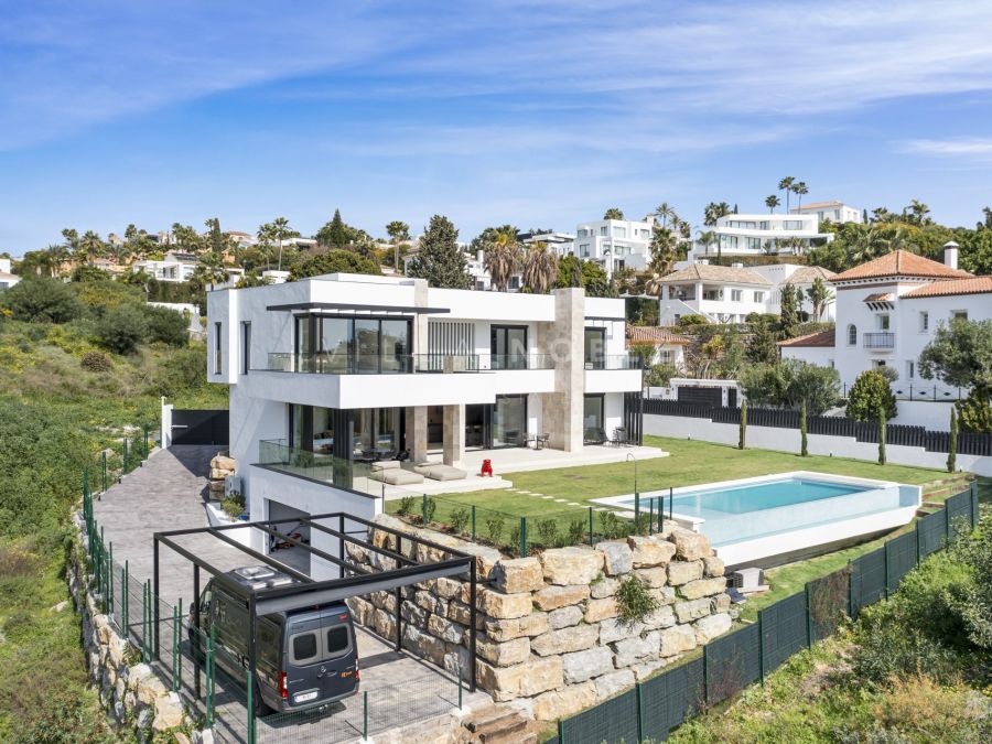 Moderne Villa in La Alqueria, Benahavís