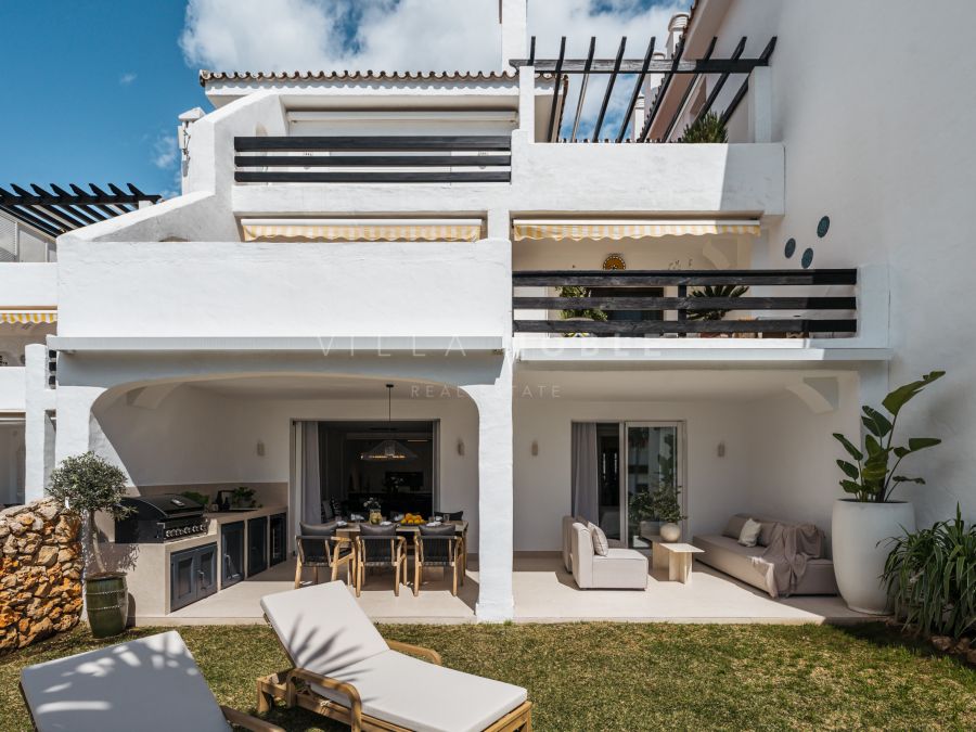 APARTAMENTO EN PRIMERA LÍNEA DE PLAYA EN LA MILLA DE ORO DE MARBELLA