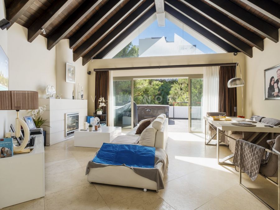 BEAUTIFUL 3-BED DUPLEX PENTHOUSE URB. TEE 5, LOS FLAMINGOS GOLF, BENAHAVÍS