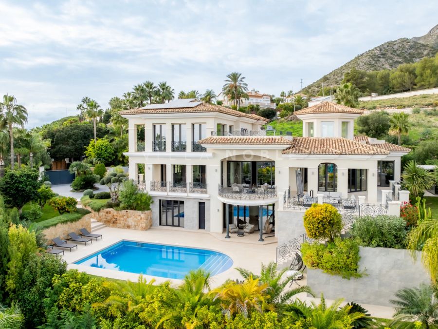 Villa en venta en Sierra Blanca, Marbella Golden Mile