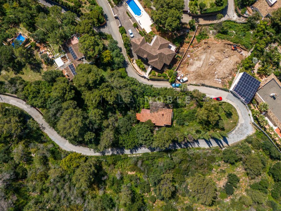 Parcela en venta en La Montua, Marbella