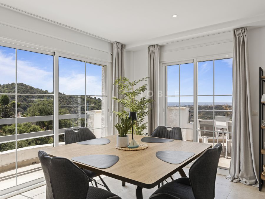 Atico Duplex en venta en Cerros del Lago, Istan