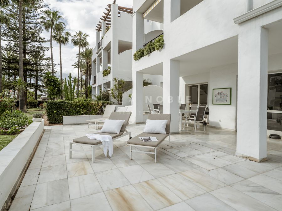 Beach ground floor apartment in San Pedro de Alcántara