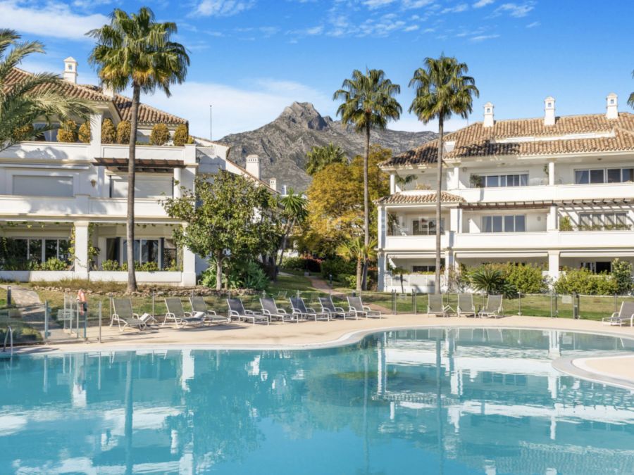 Stunning Duplex Penthouse in Monte Paraíso