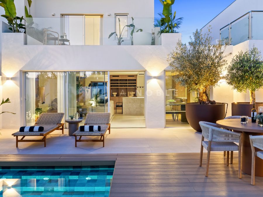 Charming home with private outdoor living space and pool in Nueva Andalucia