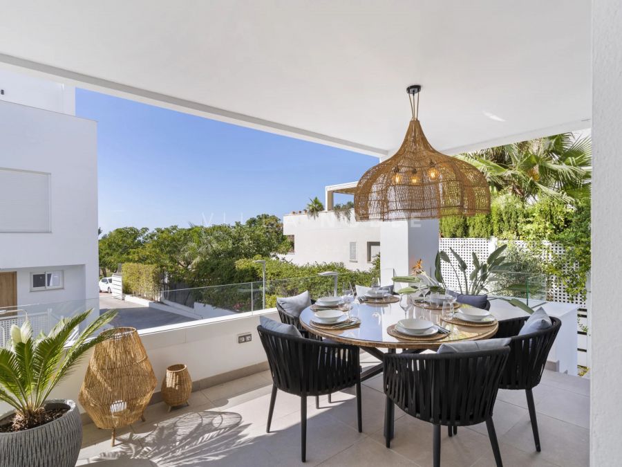 Brand-new Townhouse located in an exclusive gated community of Rodeito Alto, Nueva Andalucia