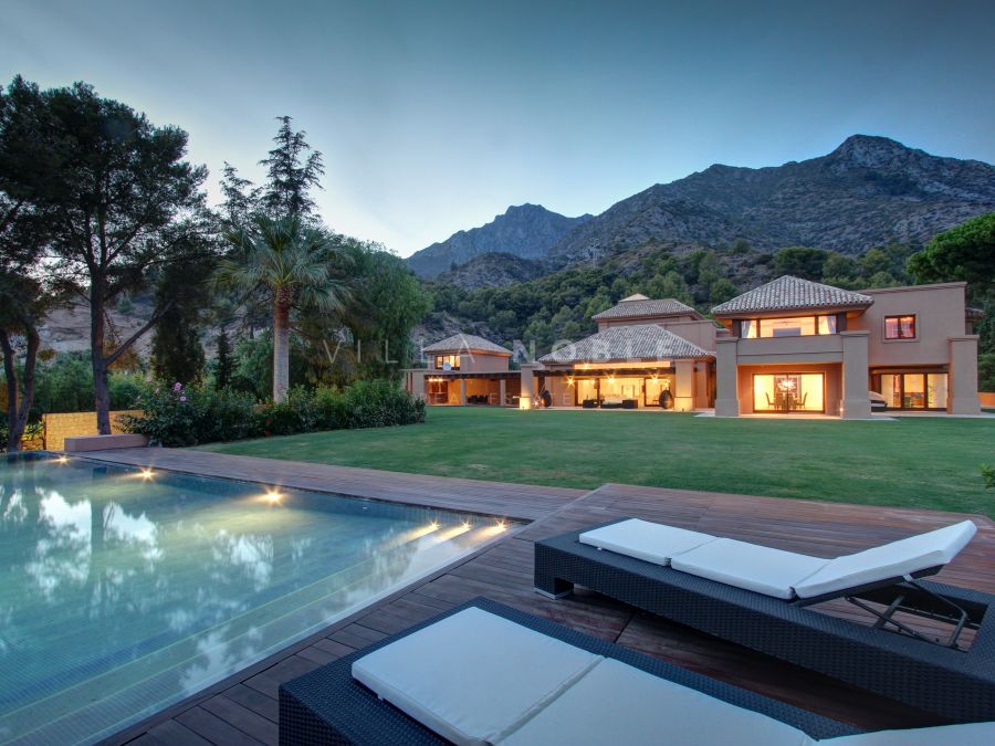 One of Marbella's most exclusive Mansions located in the very sought after Cascada de Camojan