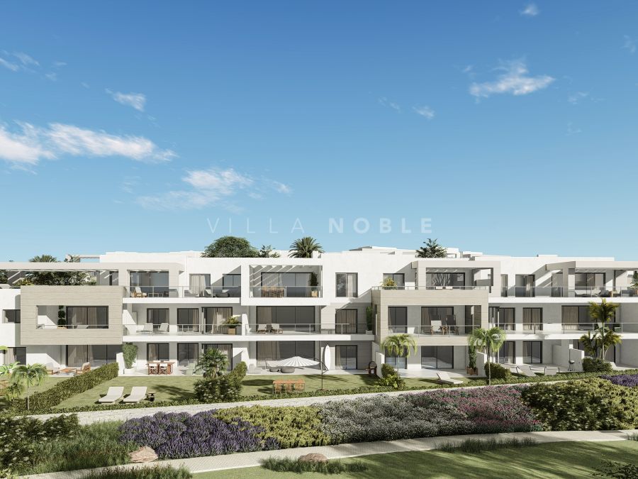 New development direct on the golf curs Casares ready to move in