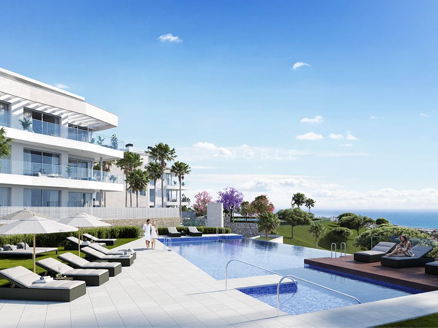 Brand new apartments only 10 minutes walk away from the beach in Mijas Costa