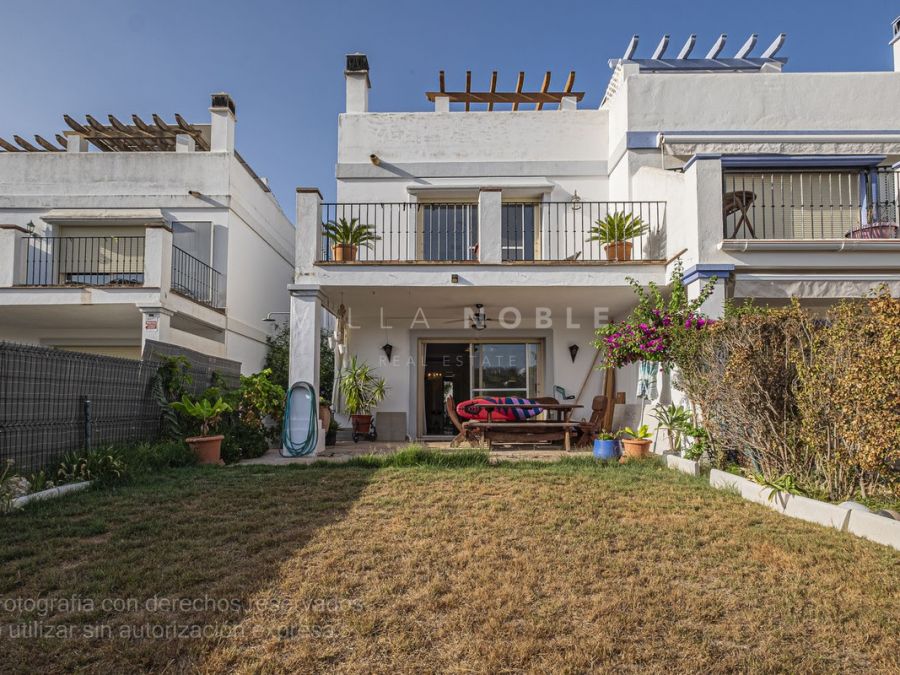 Großes Doppelhaus ESTEPONA - IDEAL FÜR FAMILIEN