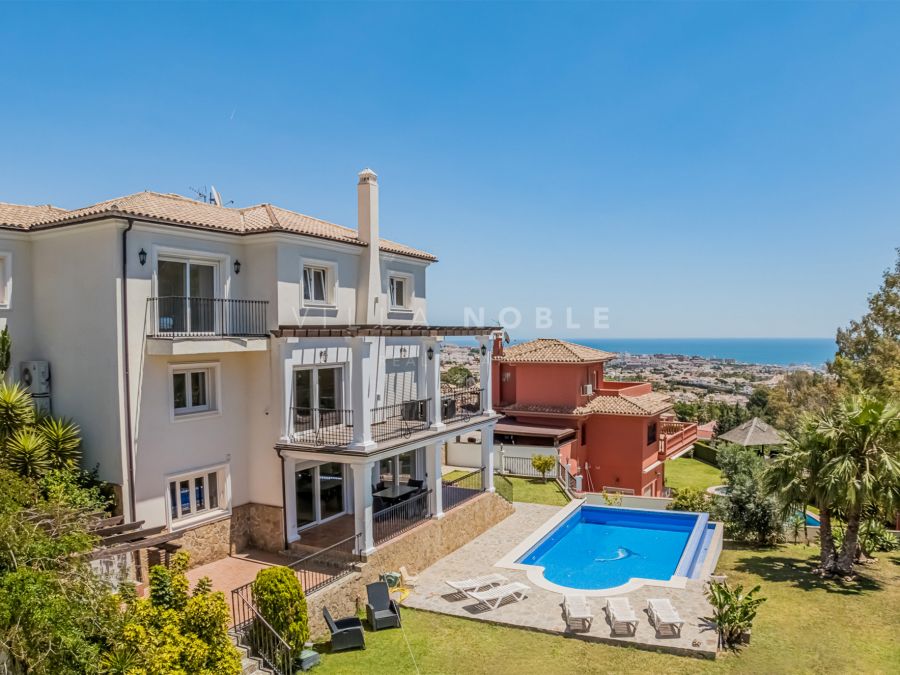 Villa en venta en Benalmadena Pueblo