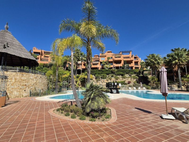 Wohnung zu verkaufen in Alminar de Marbella, Nueva Andalucia