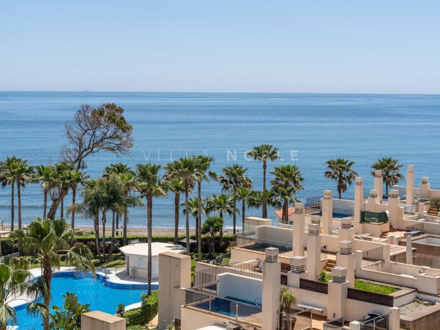 Duplex-Penthouse in Bahia de la Plata, direkt am Strand, Estepona New Golden Meile