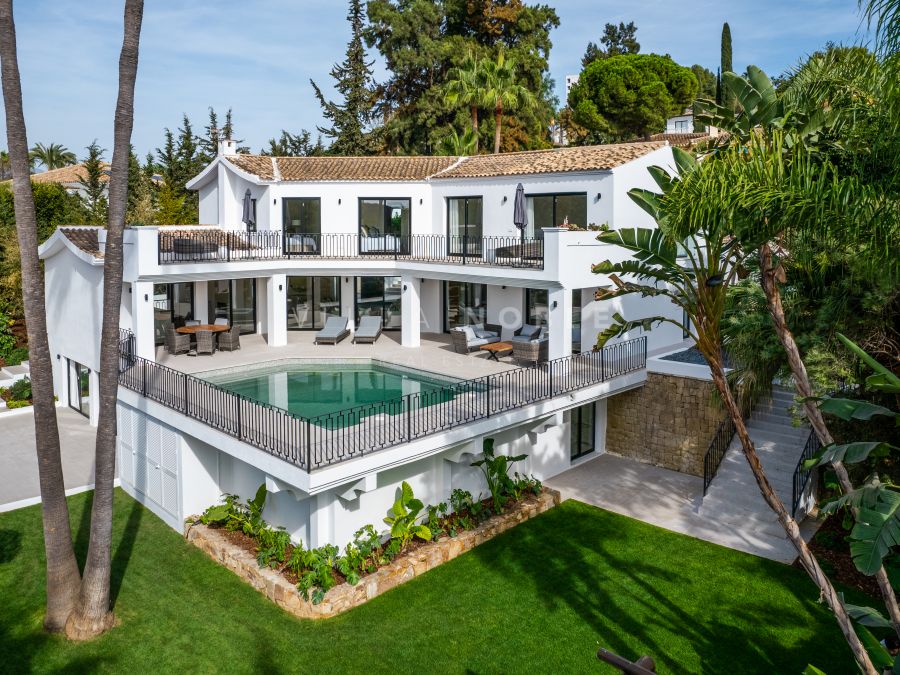 Schöne mediterrane Villa in El Paraiso, Neue Goldene Meile von Estepona