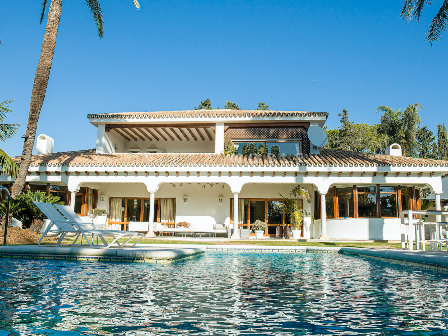 Beautiful property located in the area of Guadalmina Baja