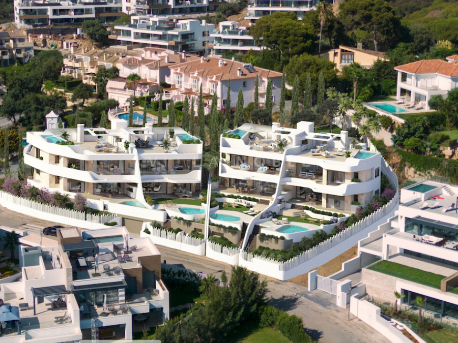 Luxurious complex that consists of 8 apartments with stunning sea views in Cabopino, Marbella