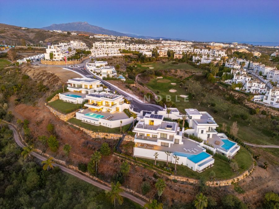 Proyecto exclusivo que cuenta con seis villas modernas de nueva construcción en La Resina Golf, Estepona
