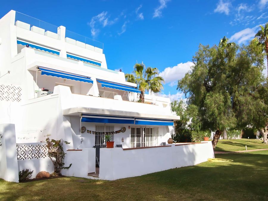 Luxurious Ground Floor Apartment for Sale in Puerto Banús, Marbella