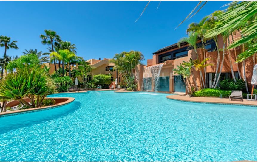 Apartamento Planta Baja en venta en Mansion Club, Marbella Milla de Oro
