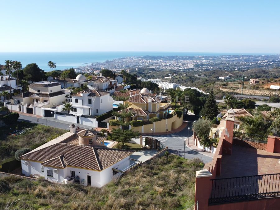 Parcela residencial con impresionantes vistas al mar en la exclusiva Buena Vista, Mijas