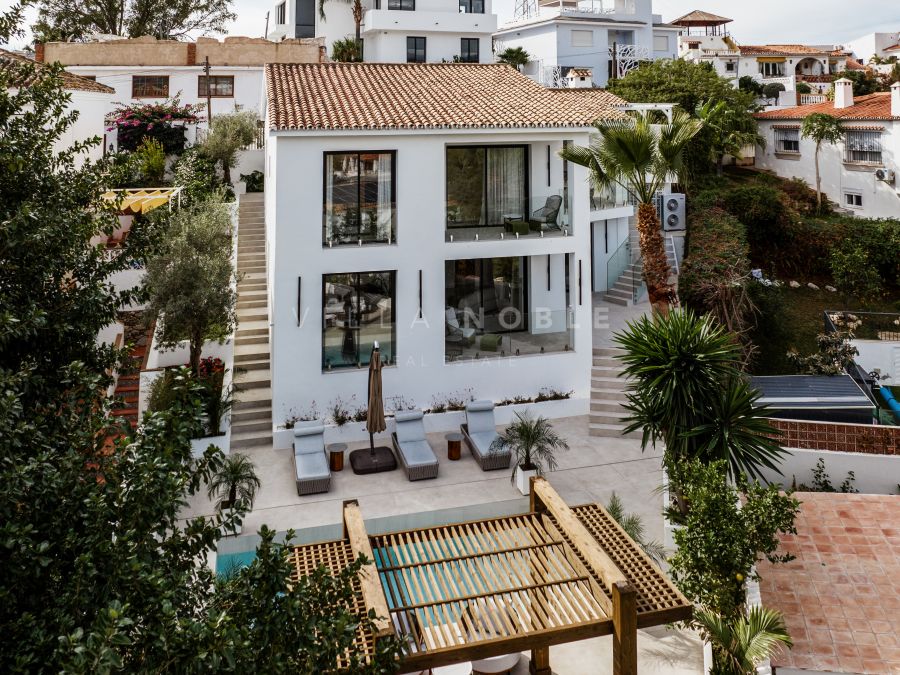 Villa de 5 dormitorios cerca de Puerto Banús, Marbella