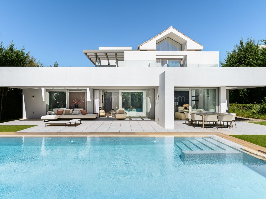 Contemporary Villas, Nine in Paradise, Estepona