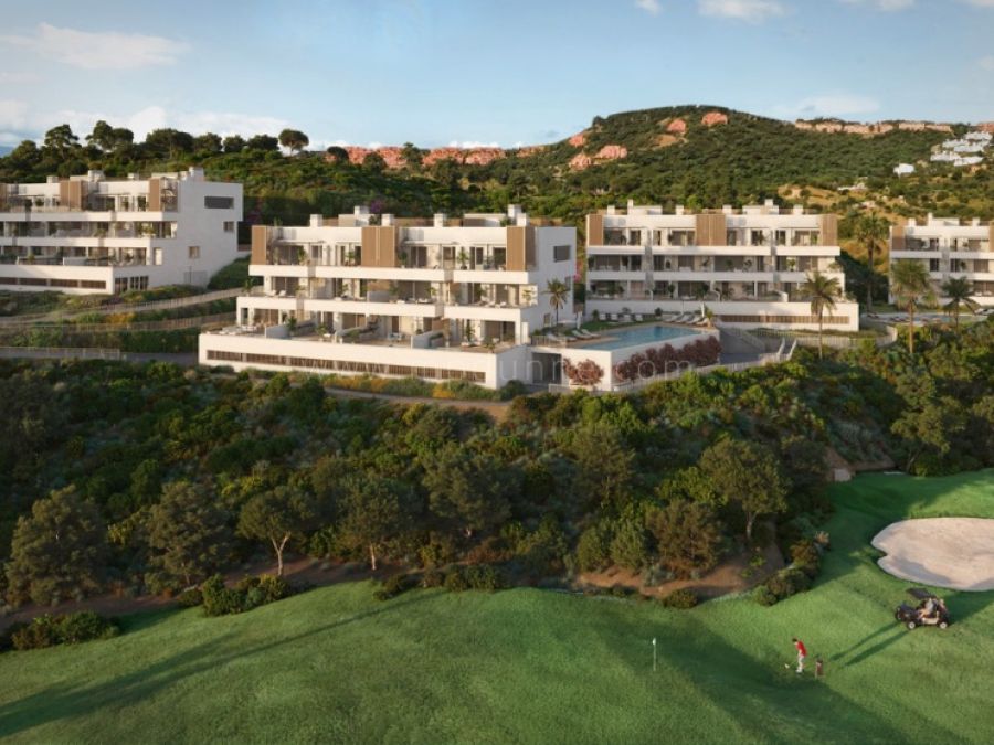 Apartamentos junto al golf con vistas panorámicas en La Cala de Mijas