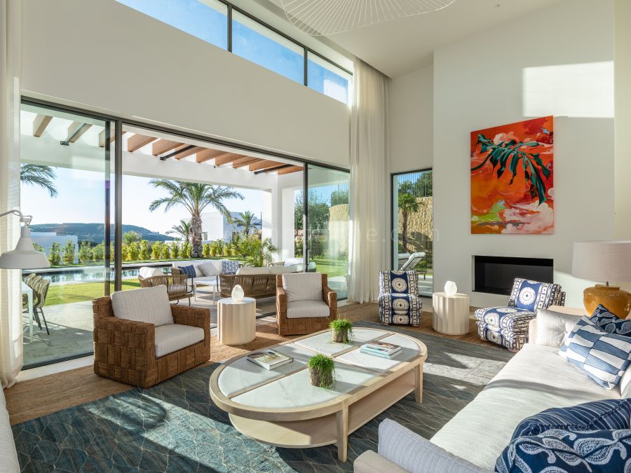 Green 10, Casares, Brand New Luxury Villas with great golf, mountain and sea views