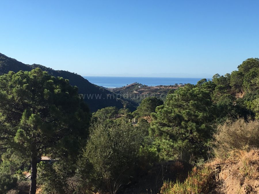 Plot with Sea Views in Monte Mayor