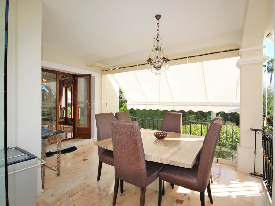 Impeccable family villa in Sierra Blanca