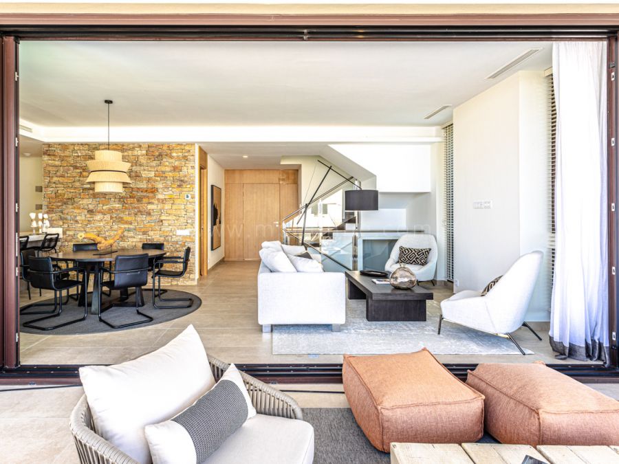 Neue moderne Villen in La Alqueria, Benahavis