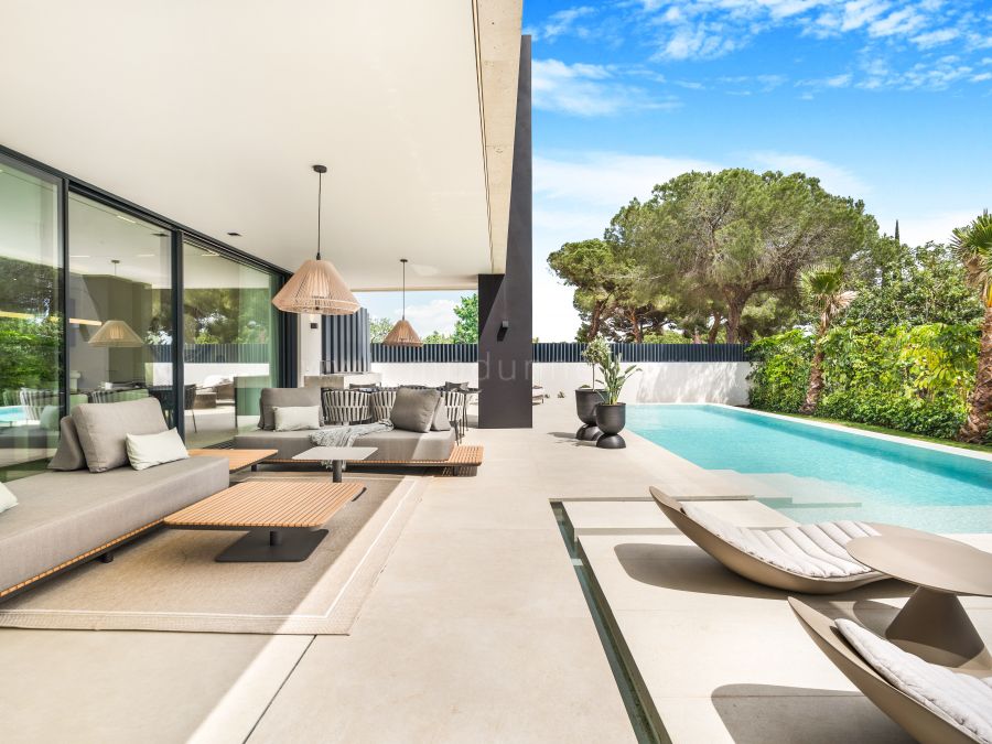 Nueva Villa Moderna en Nagüeles, Milla de Oro, Marbella