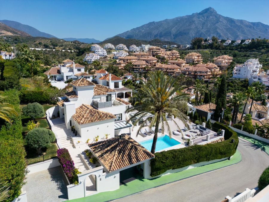 Villa zum verkauf in Los Naranjos Hill Club, Nueva Andalucia