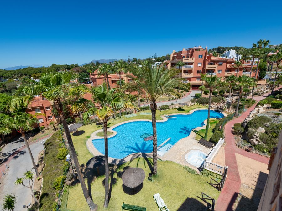 Exclusive Panoramic Sea View Penthouse in Marbella East