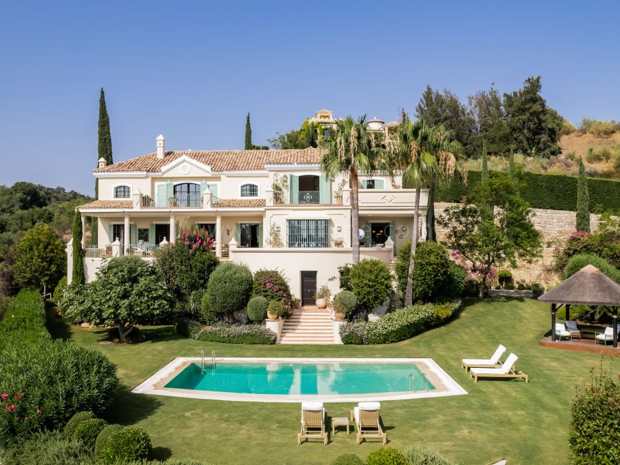 Villa with Panoramic Sea Views in Marbella Club Golf Resort