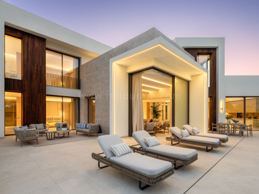 Luxuriöse Villa in erster Golfreihe in Las Brisas