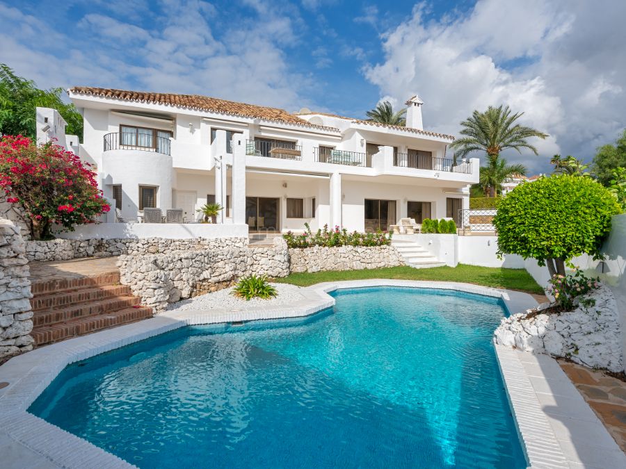 Villa in Ancon Sierra, Marbella Golden Mile